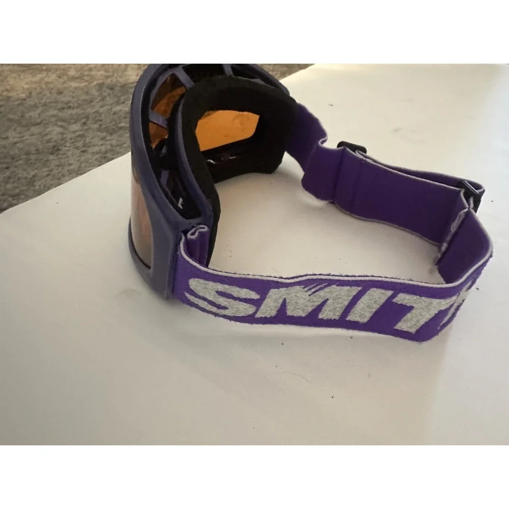 SMITH PMT Airflow Ski Goggles - Teardrop Shape - Foam Membrane - purple strap